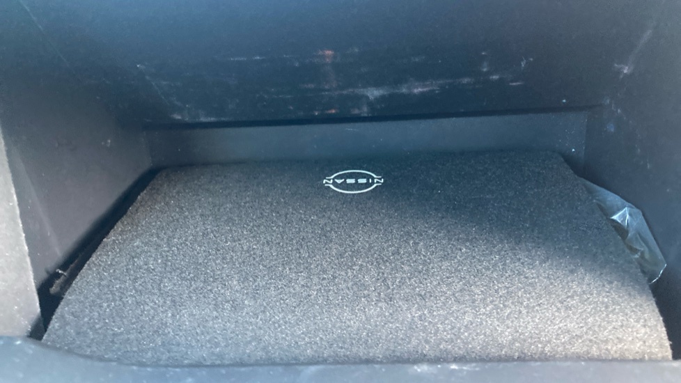 Nissan Qashqai 1.3L N-connecta Black #19