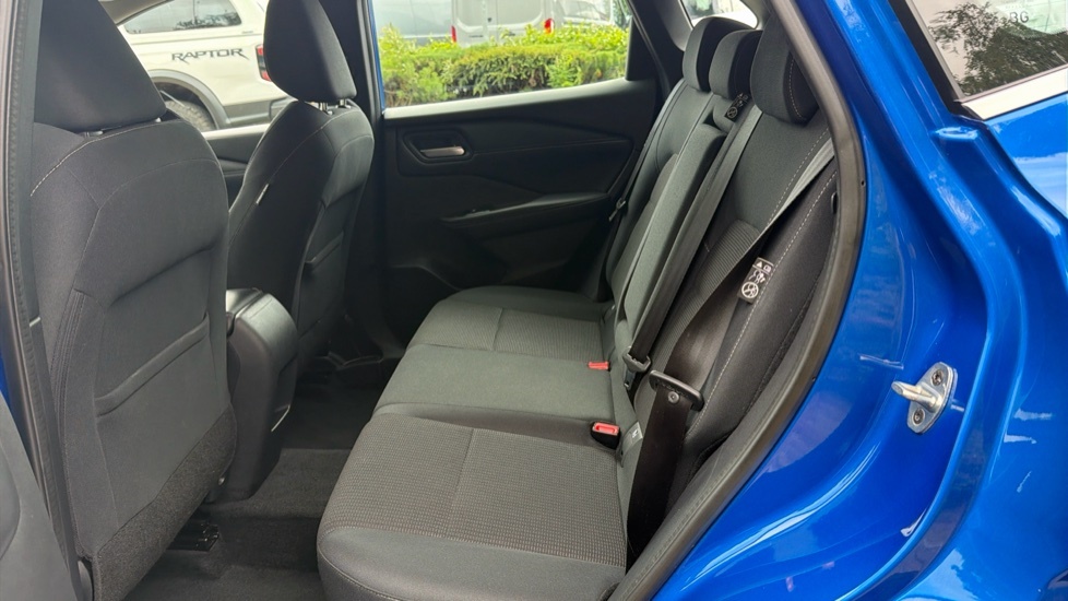 Nissan Qashqai 1.3 Dig-t N-motion Black #16