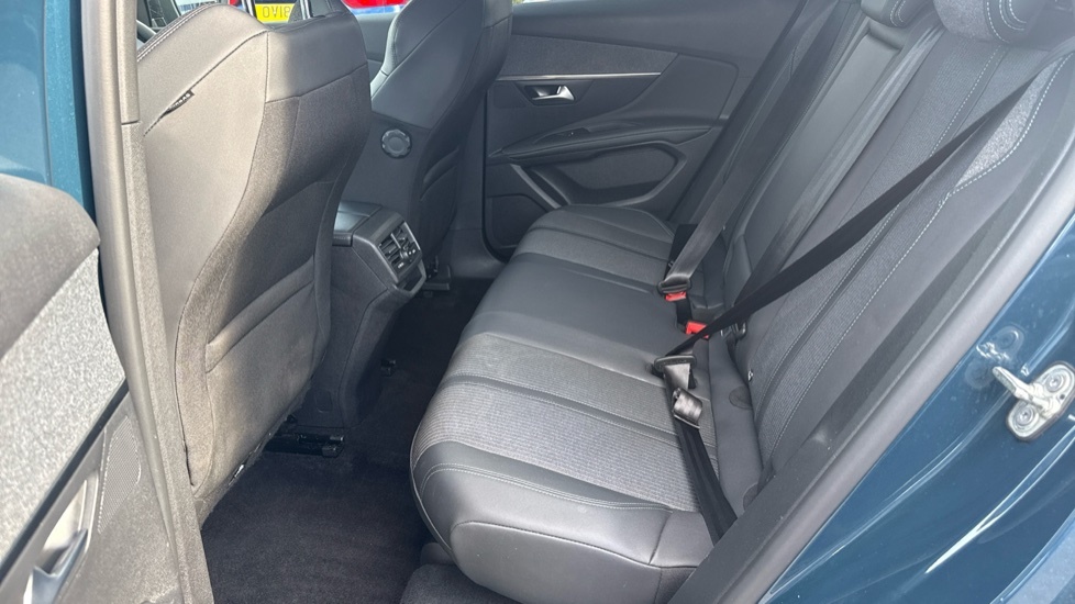 Peugeot 3008 Allure Premium Blue #23