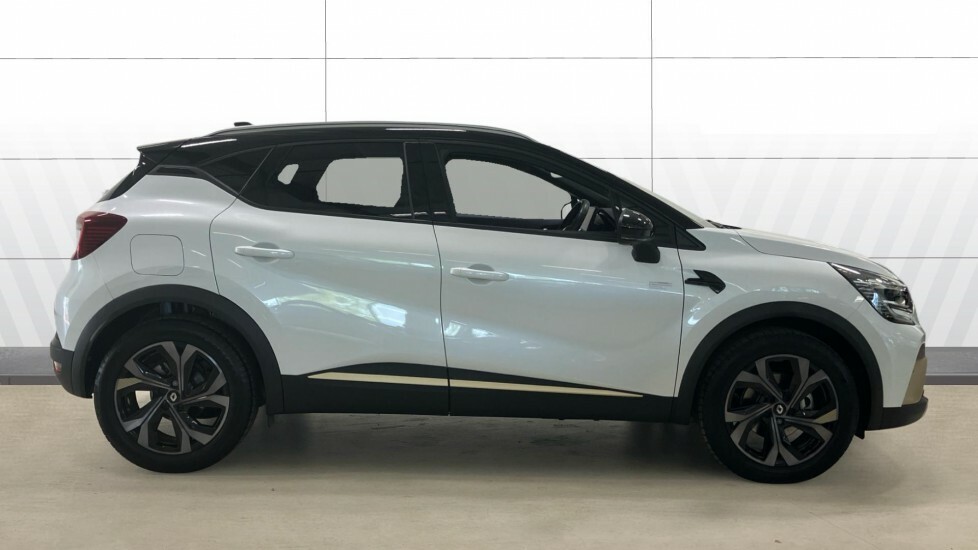 Renault Captur Engineered Black #5