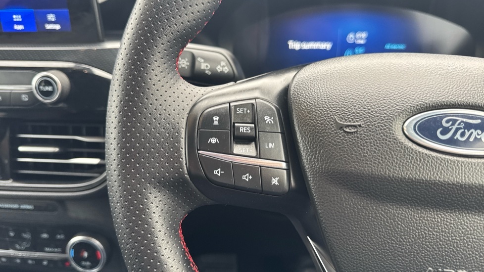 Ford Kuga Kuga St-line Edition 2.5L Duratec Fhev 190P Red #21