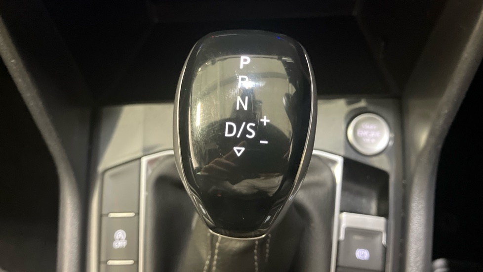 Volkswagen Tiguan 2.0 Tdi Life Black #27
