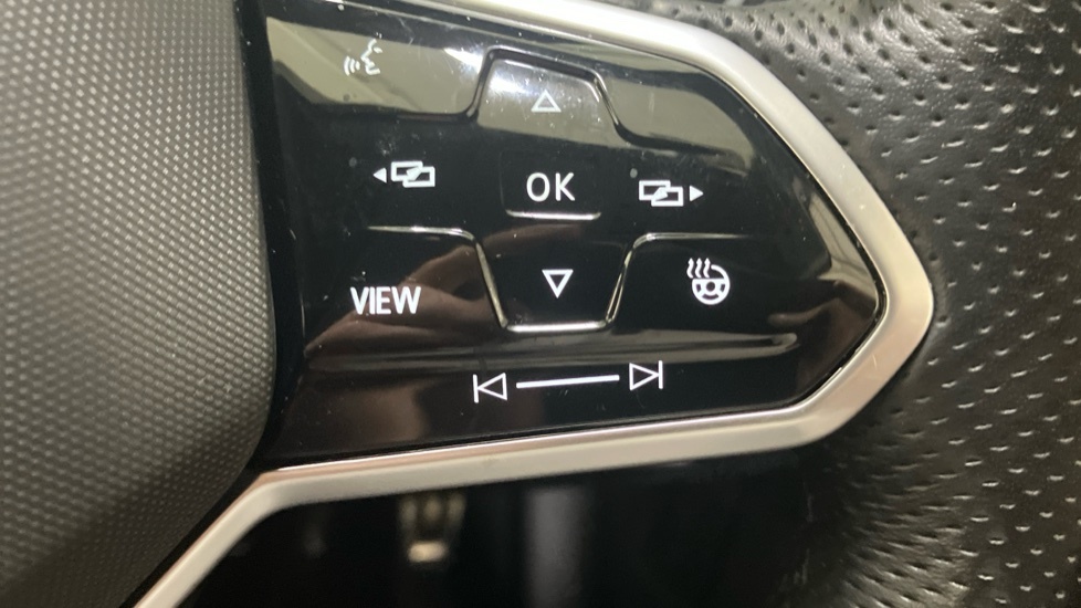 Volkswagen Tiguan 2.0 Tdi Life Black #29