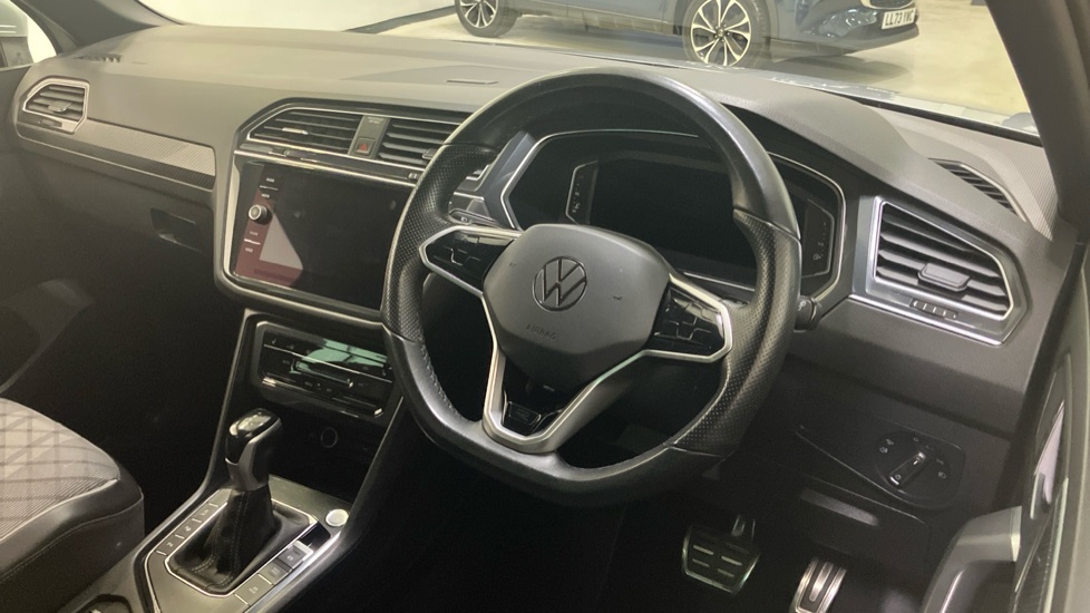 Volkswagen Tiguan 2.0 Tdi Life Black #11