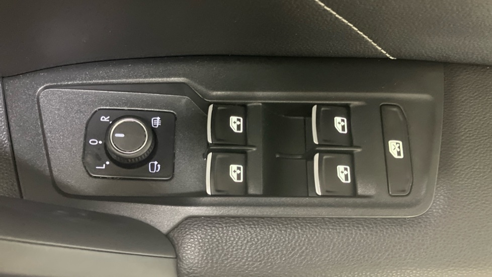 Volkswagen Tiguan 2.0 Tdi Life Black #33
