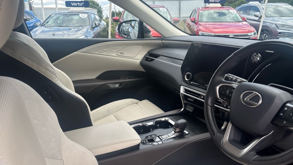 Lexus RX 500H 2.4 Direct4 F-sport Takumi White #14