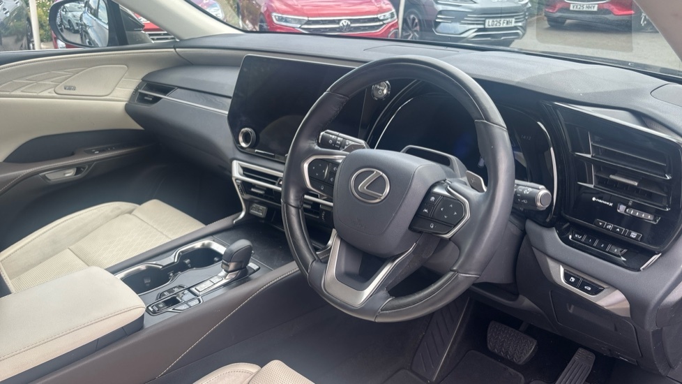 Lexus RX 500H 2.4 Direct4 F-sport Takumi White #11
