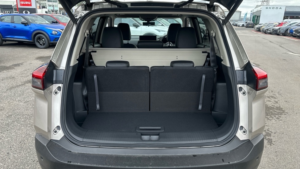 Nissan X-Trail Tekna Silver #4