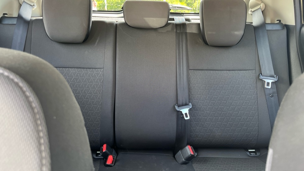 Suzuki Swift 1.2 Dualjet 84Ps Sz-t Hybrid Cvt Red #15