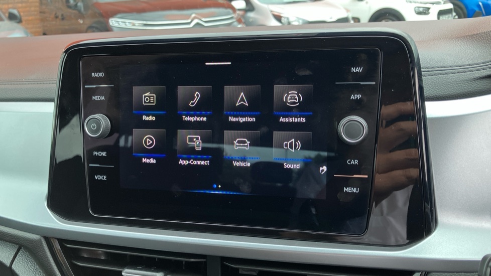 Volkswagen T-Roc 1.5 Tsi Life Dsg Black #12
