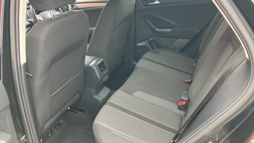 Volkswagen T-Roc 1.5 Tsi Life Dsg Black #16