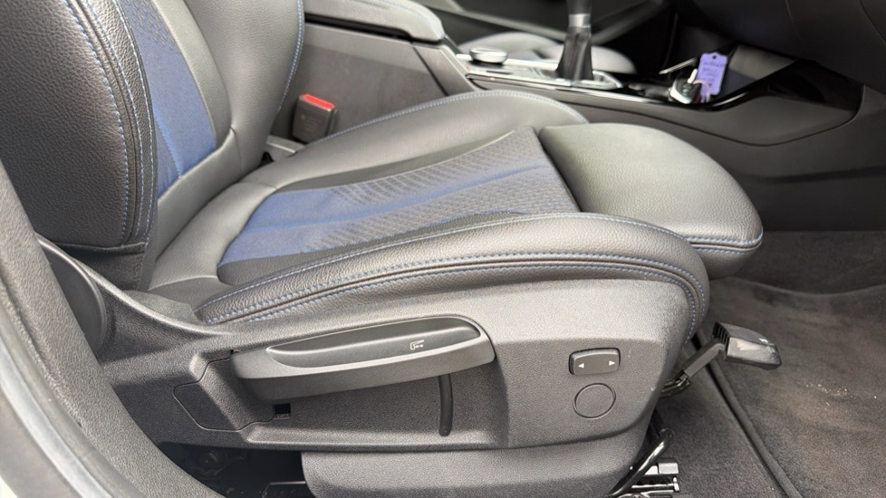 BMW 2 Series 218I 136 M Sport 2022 Blue #22