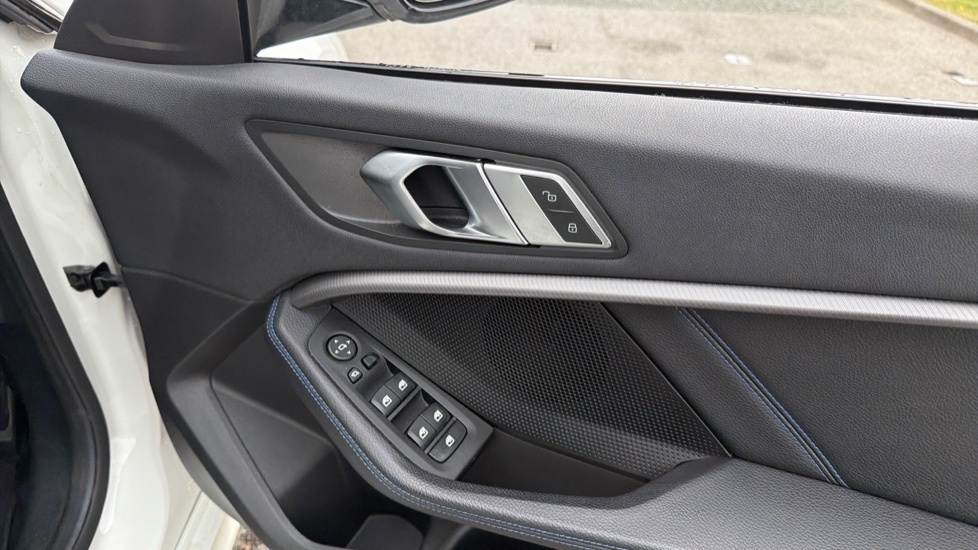 BMW 2 Series 218I 136 M Sport 2022 Blue #24