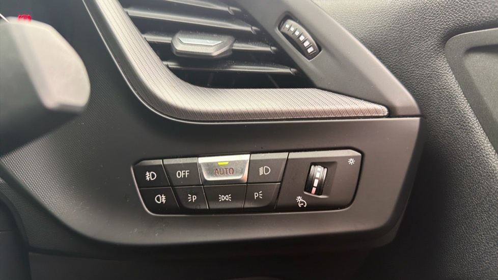 BMW 2 Series 218I 136 M Sport 2022 Blue #37
