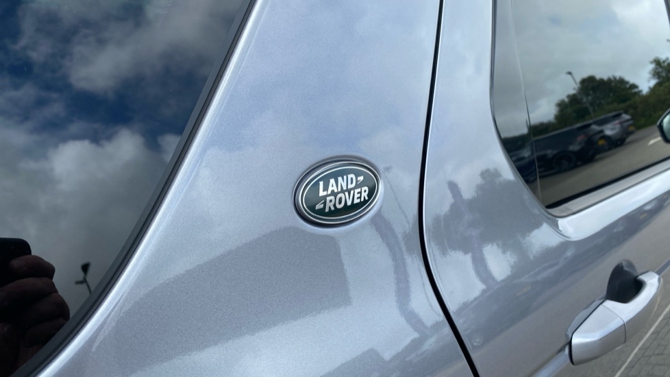 Land Rover Discovery Sport 2.0 D200 R-dynamic Hse 7 Seats Black #23