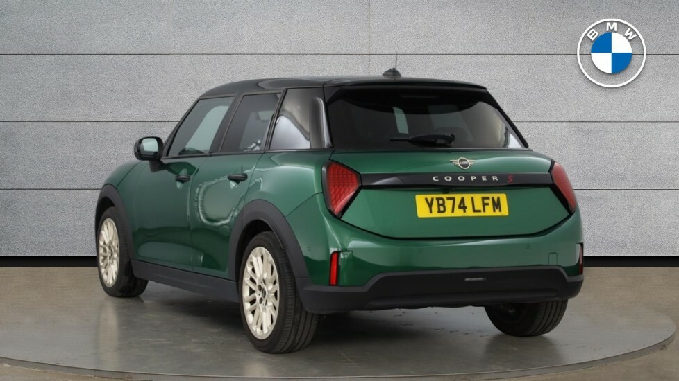 Mini Hatch S Exclusive YB74LFM Green #2
