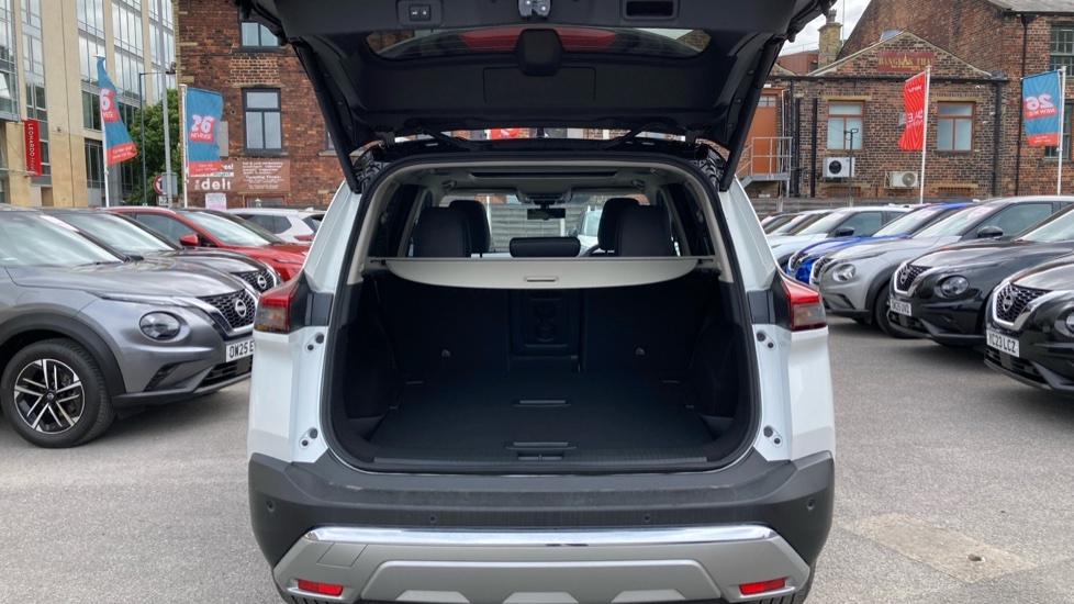 Nissan X-Trail Tekna Black #4