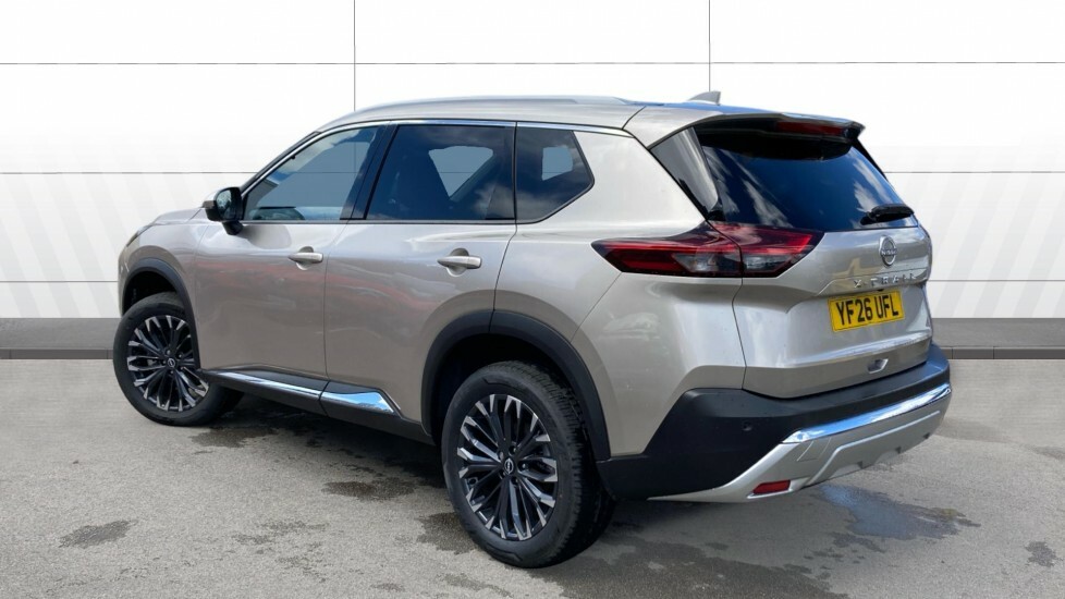 Nissan X-Trail Tekna Silver #2