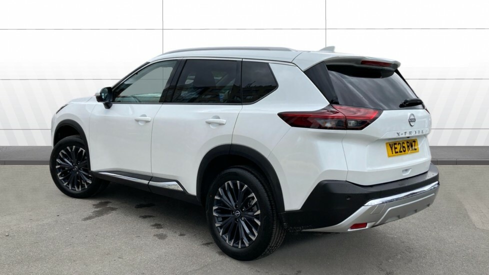 Nissan X-Trail Tekna White #2