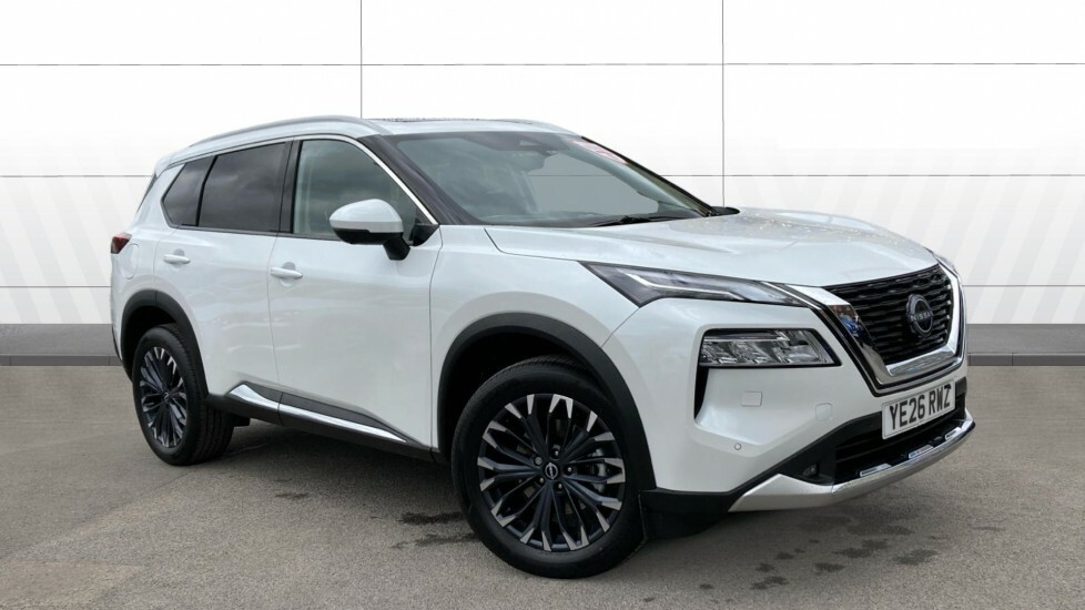 Nissan X-Trail Tekna White