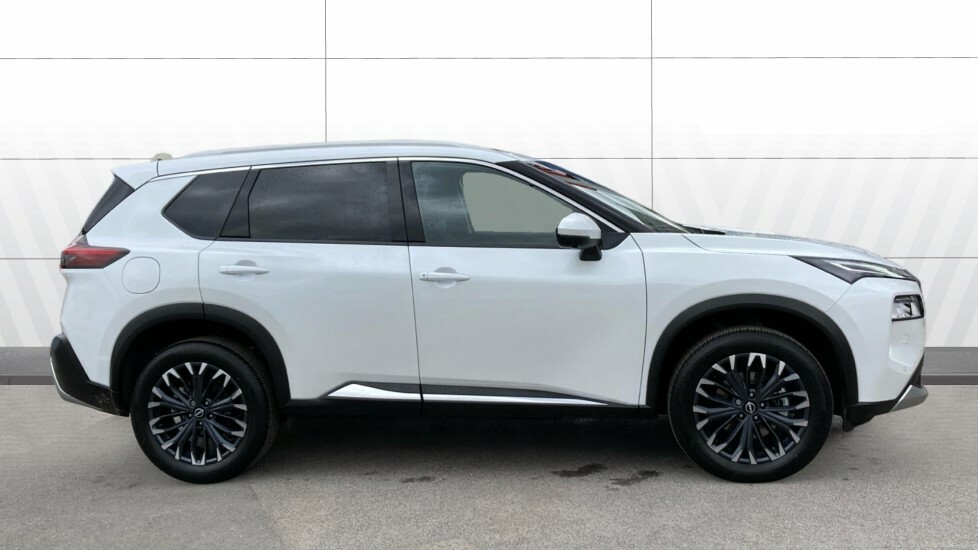 Nissan X-Trail Tekna White #5