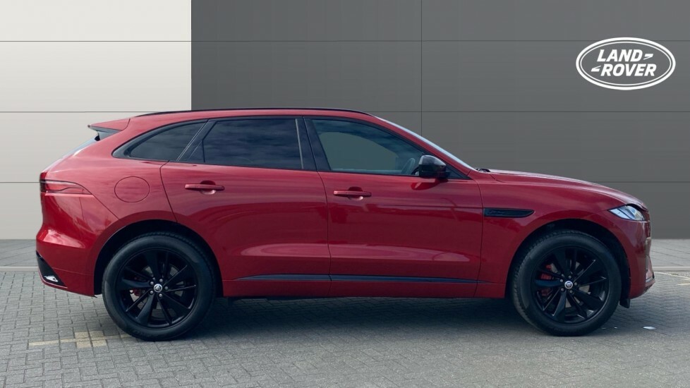 Jaguar F-Pace R-dynamic Se Black Red #5