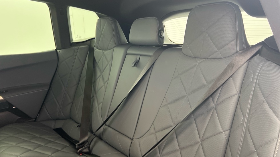 BMW iX 240Kw Xdrive40 M Sport 76.6Kwh Sky White #12