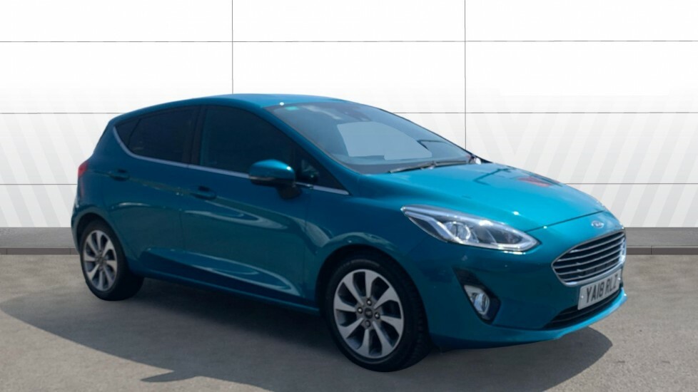 Ford Fiesta Titanium Blue