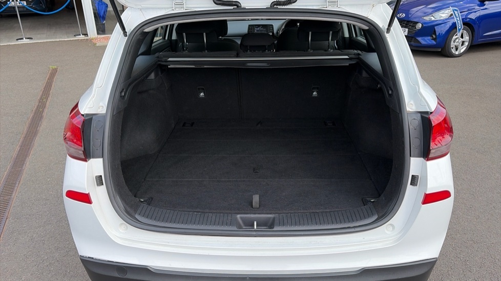 Hyundai I30 S WU18ECV White #4