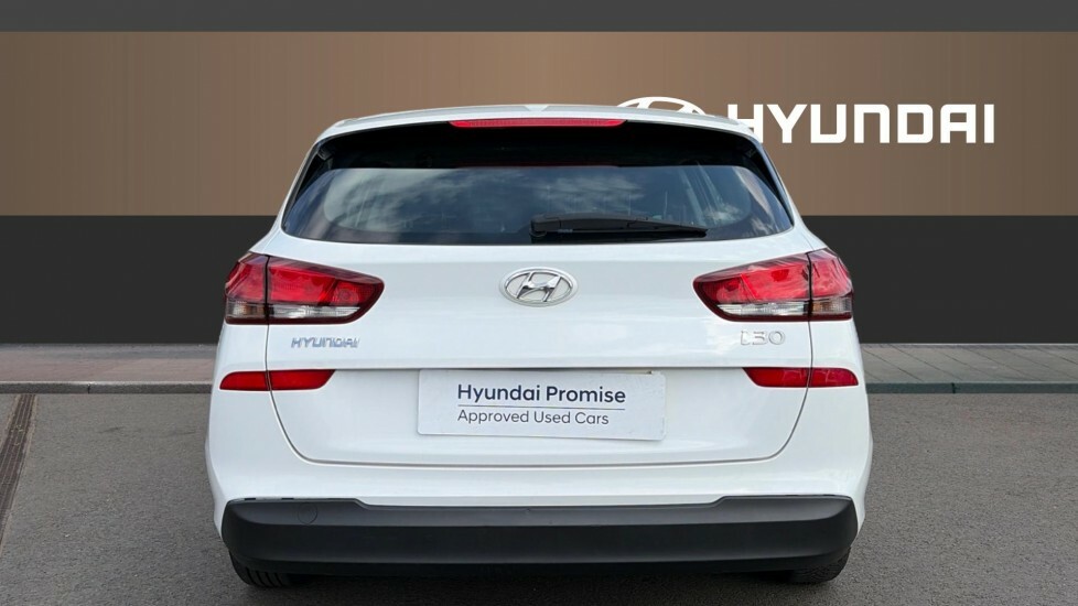Hyundai I30 S WU18ECV White #6