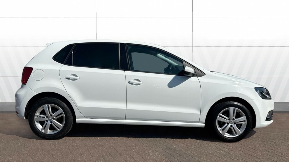 Volkswagen Polo Match White #5