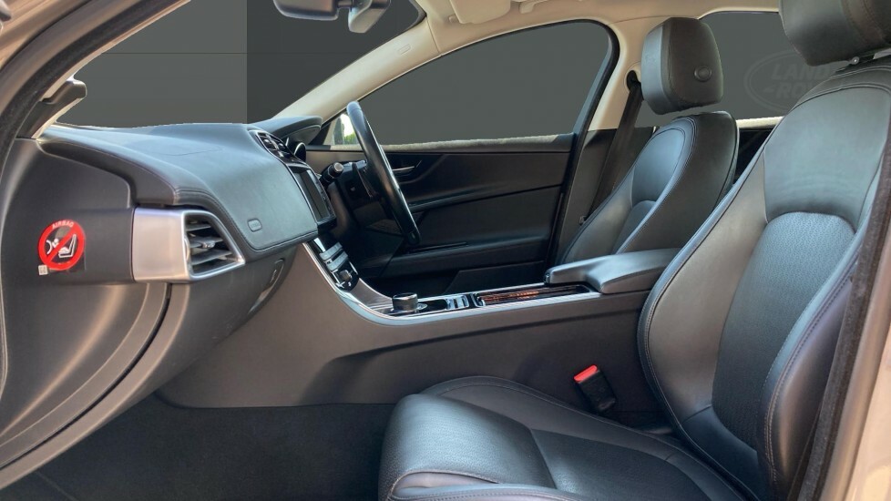 Jaguar XE Portfolio YF68PDV Grey #3