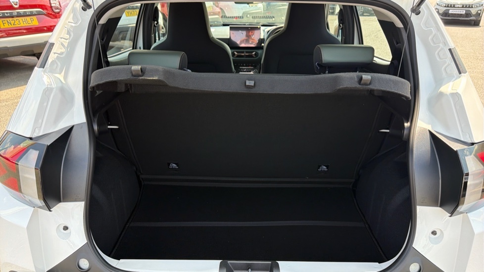 Dacia Spring Extreme White #4