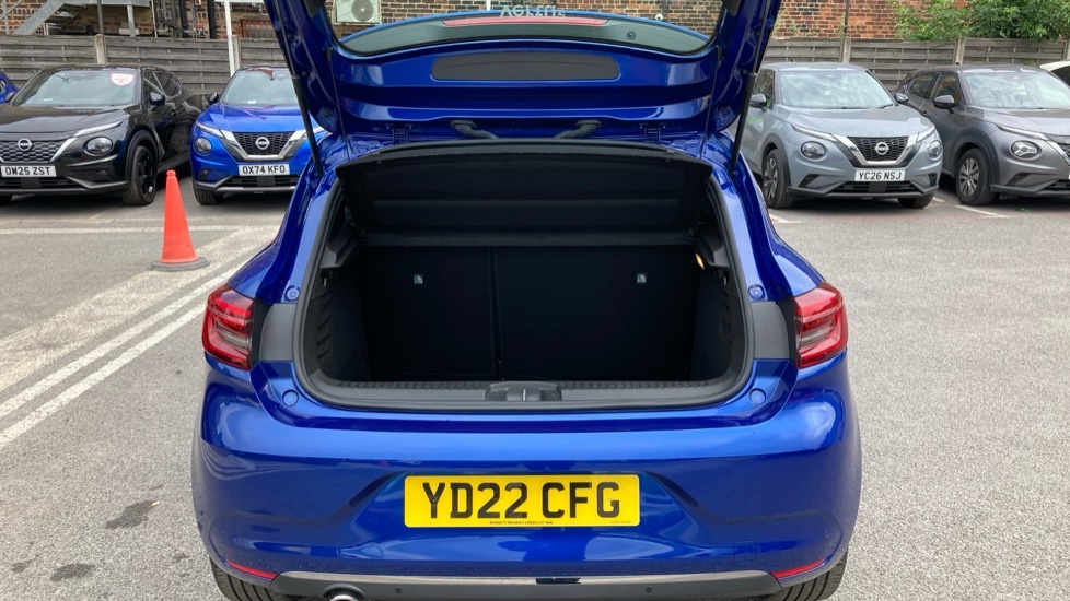 Renault Clio Se Edition YD22CFG Blue #4