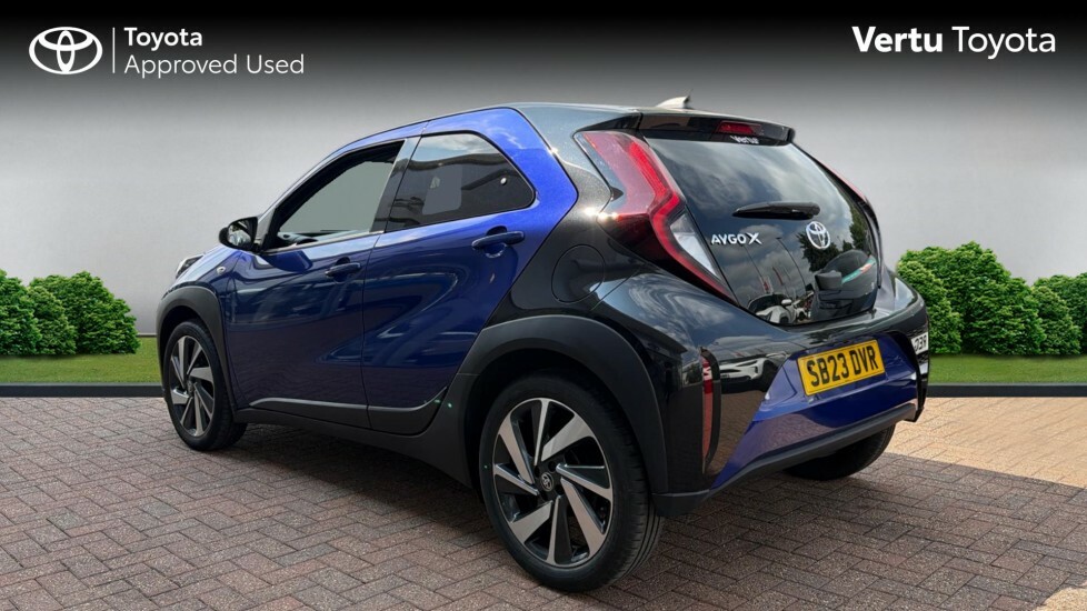Toyota Aygo X Edge Blue #4