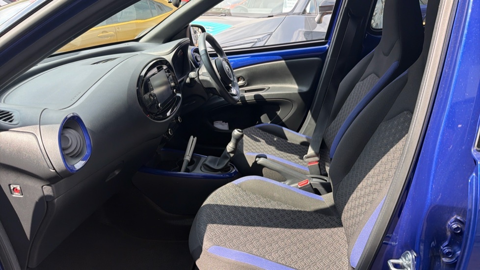 Toyota Aygo X Edge Blue #5