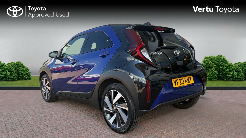 Toyota Aygo X Edge Blue #4