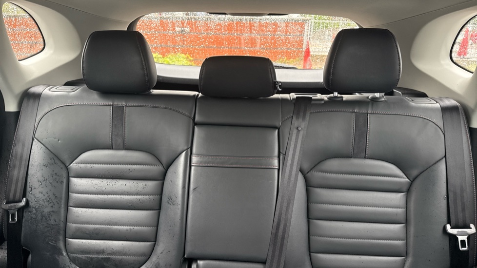 MG HS 1.5 T-gdi 16.6 Kwh Excite Suv Plug-in H Red #15