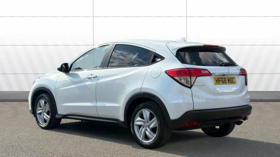 Honda Hr-V Se White #2