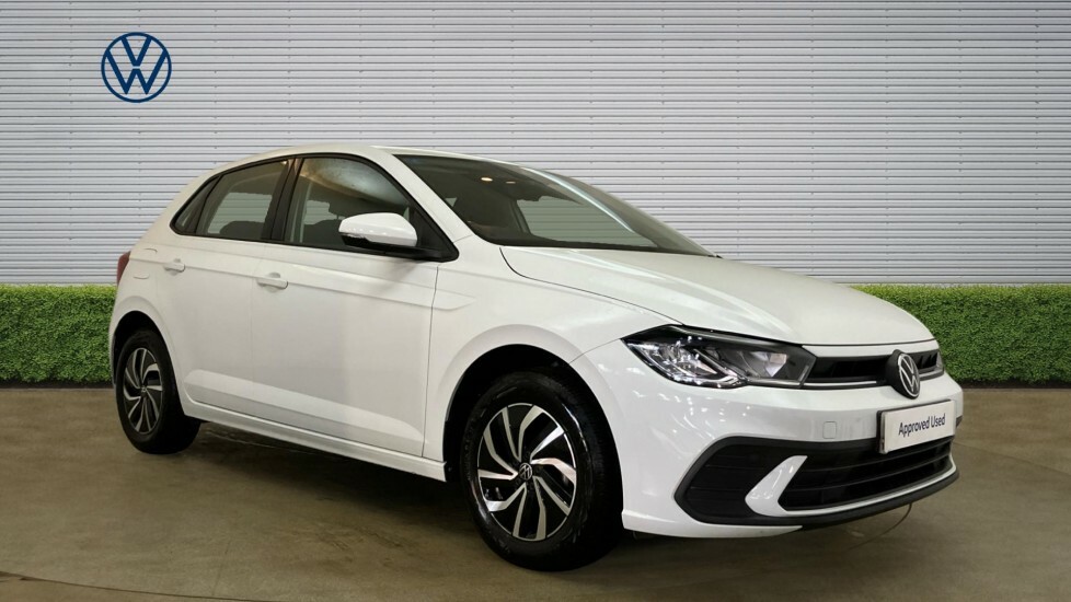 Volkswagen Polo Life White