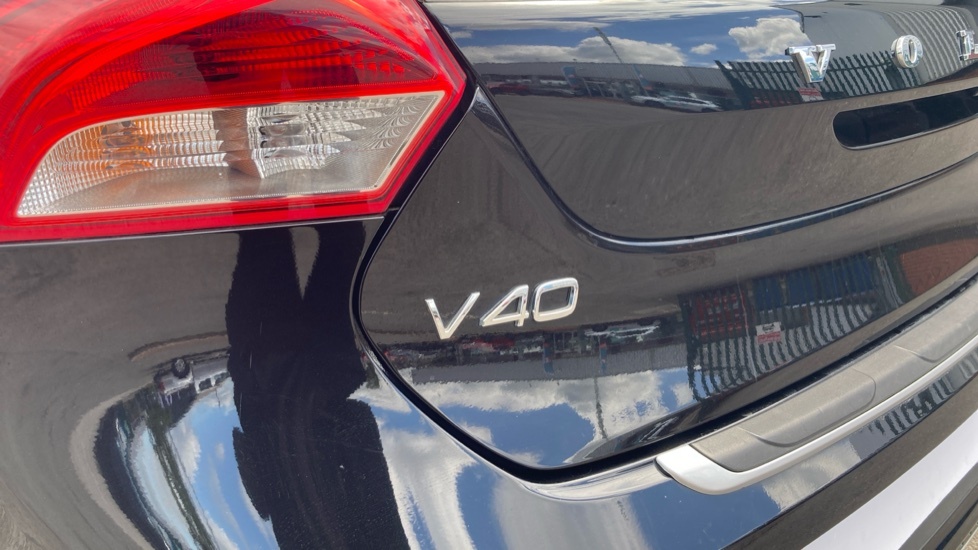 Volvo V40 Cross Country T3 150Bhp Pro - High Performance Soun Blue #26