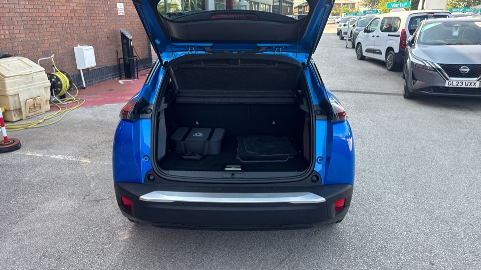 Peugeot e-2008 Gt Blue #4