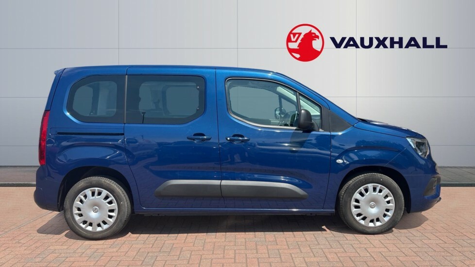 Vauxhall Combo Life Edition Blue #5