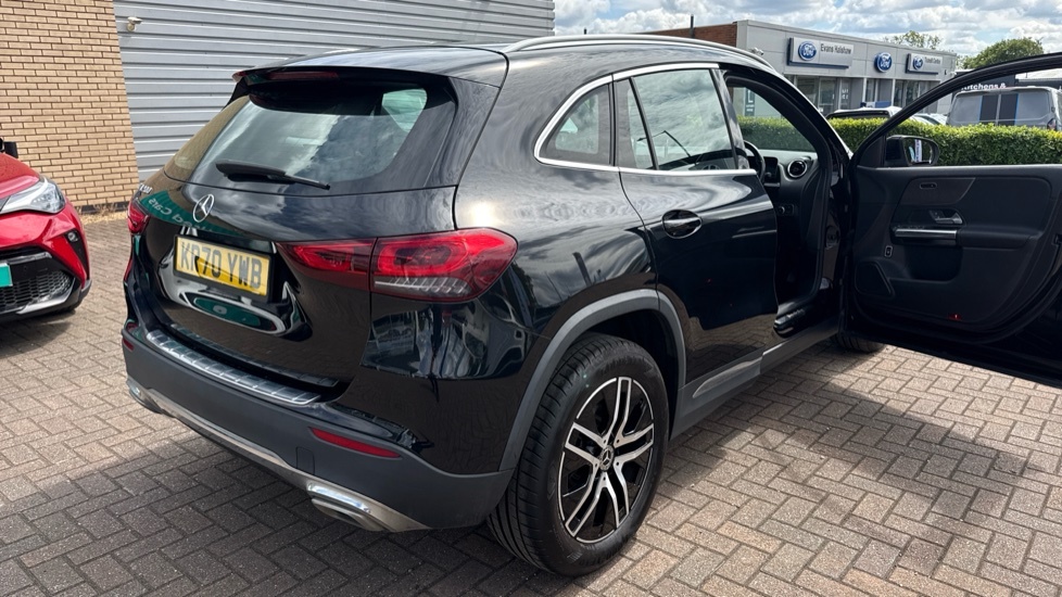 Mercedes-Benz GLA Class 1.3 Gla200 Amg Line Suv 7G-dct Euro 6 Silver #76