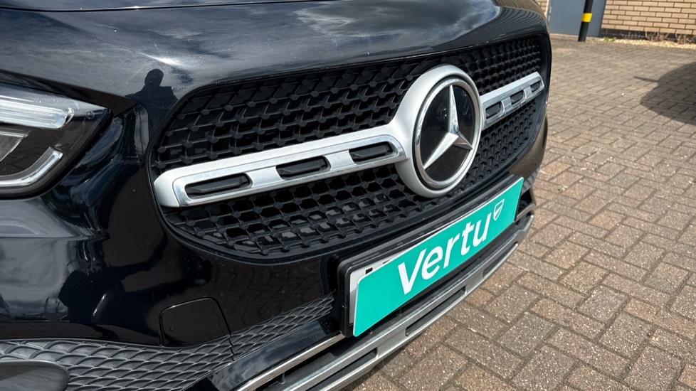 Mercedes-Benz GLA Class 1.3 Gla200 Amg Line Suv 7G-dct Euro 6 Silver #47