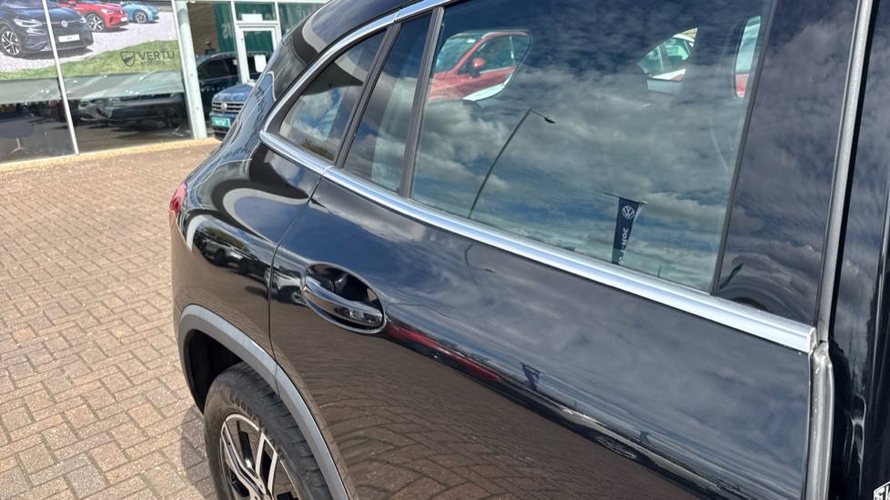 Mercedes-Benz GLA Class 1.3 Gla200 Amg Line Suv 7G-dct Euro 6 Silver #45