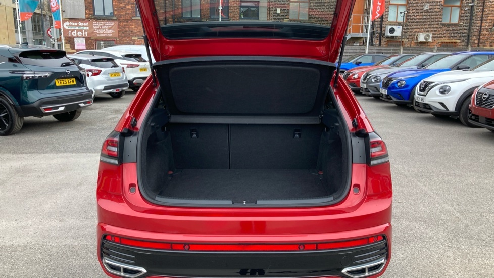 Volkswagen Taigo R-line Red #4