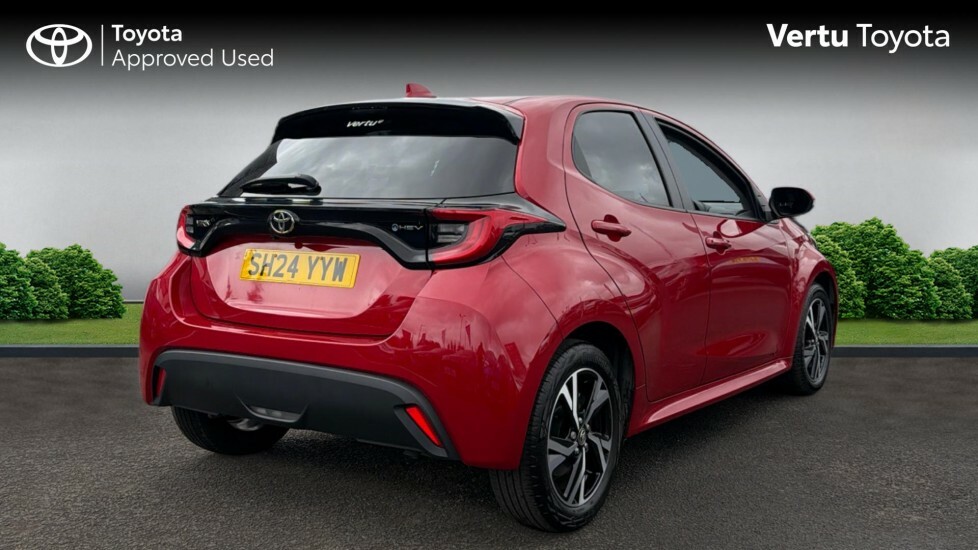 Toyota Yaris Design SH24YYW #2