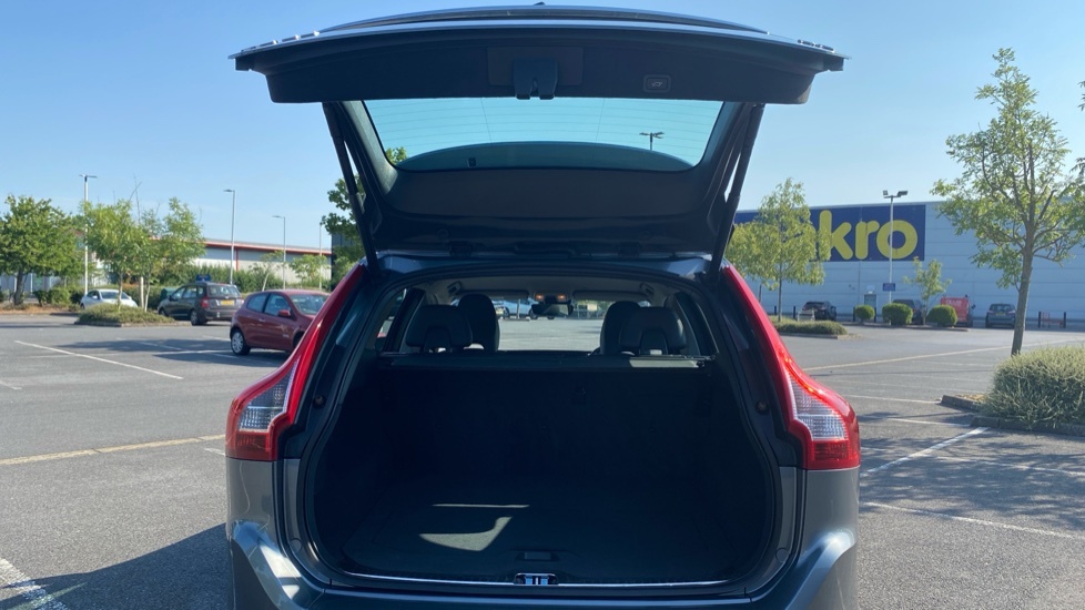 Volvo XC60 Se Lux Nav WG66ZNX Blue #4