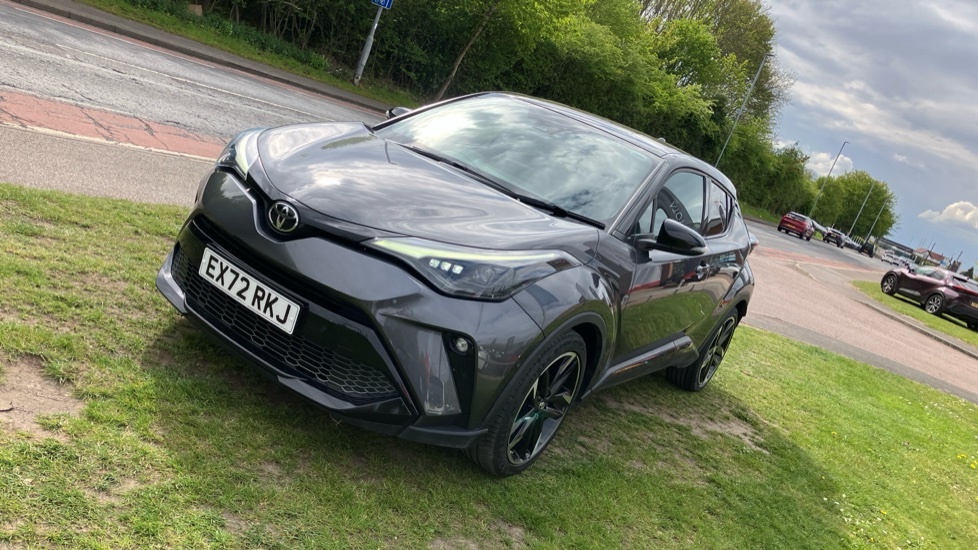 Toyota C-Hr 1.8 Vvt-h Excel Cvt Euro 6 Ss White #52